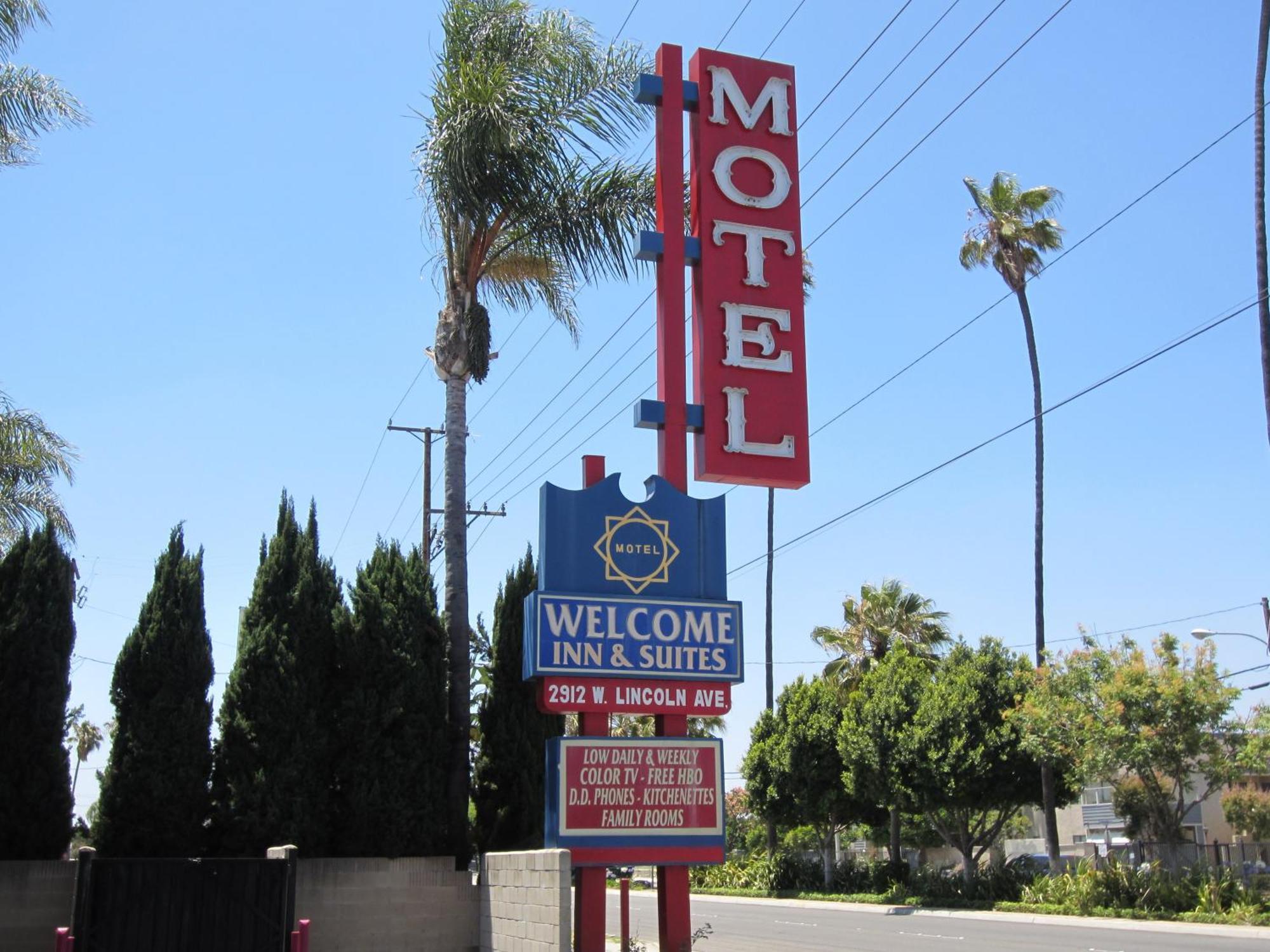 Welcome Inn & Suites Anaheim Exterior photo